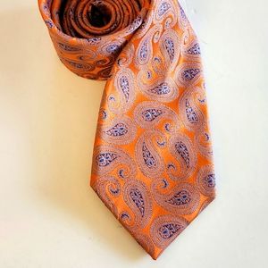 Countess Mara Tie